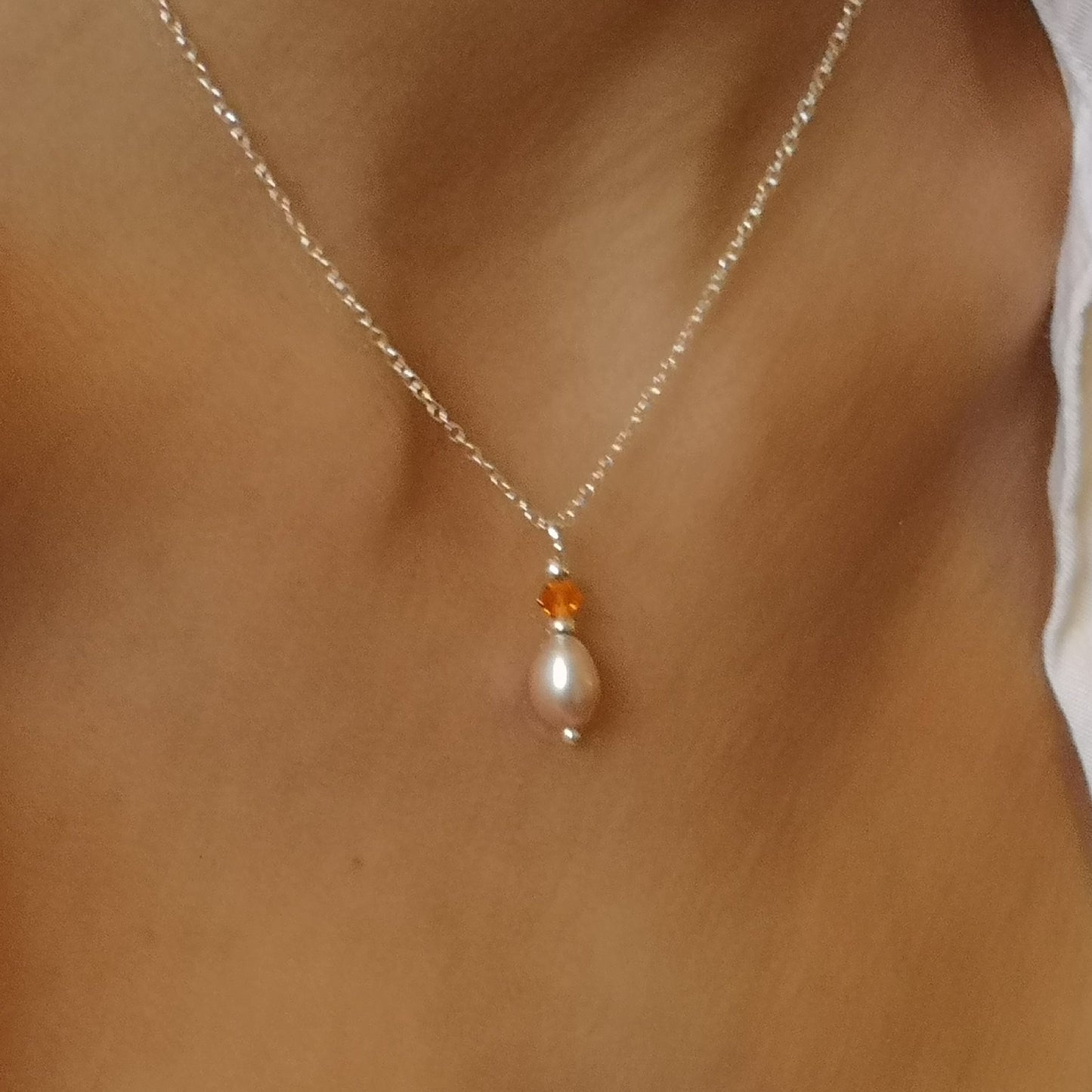 Happy Pearls – Rice Pearl & Crystal Pendant Necklace