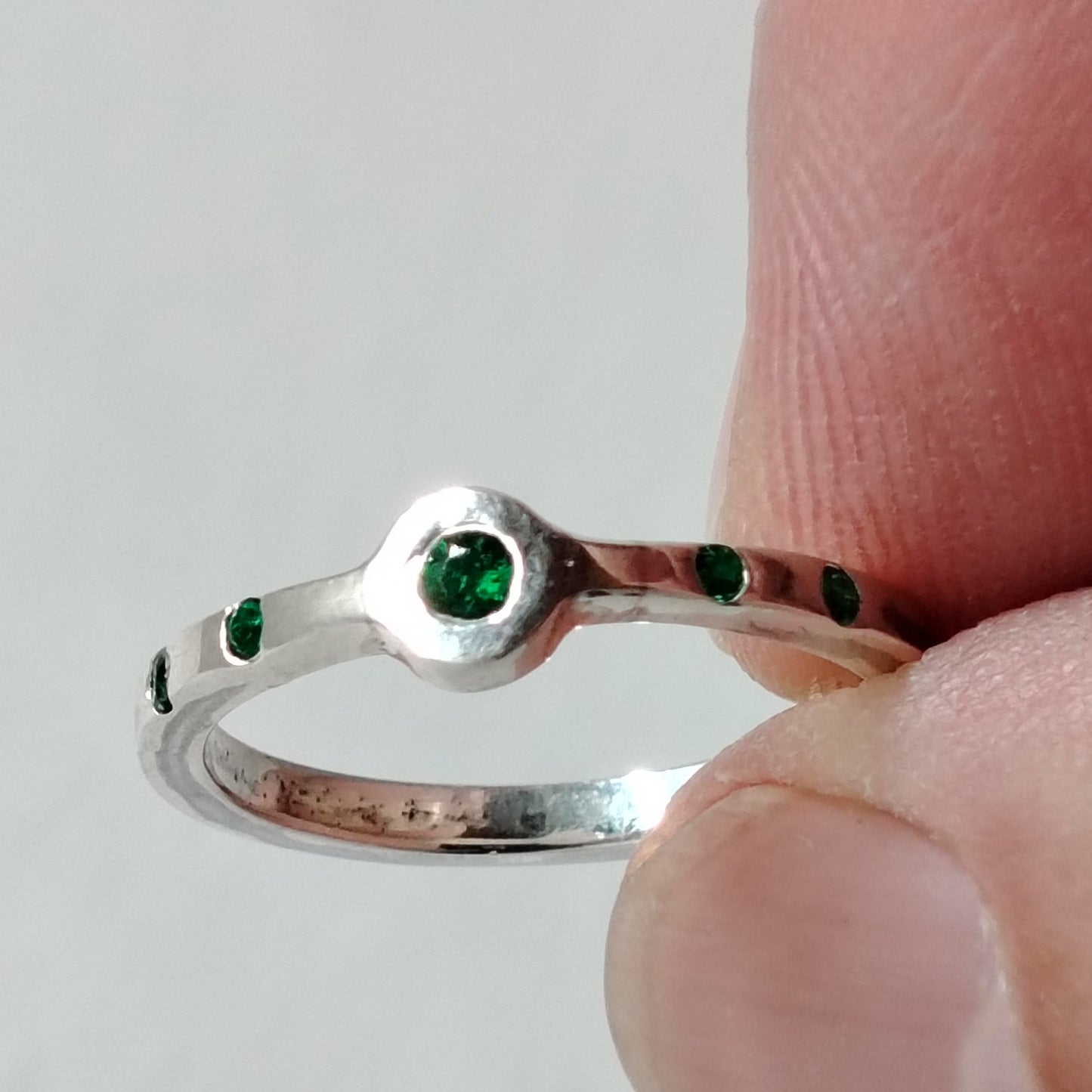 Penta Ring with 5 Emeralds in Sterling Silver Squared Band